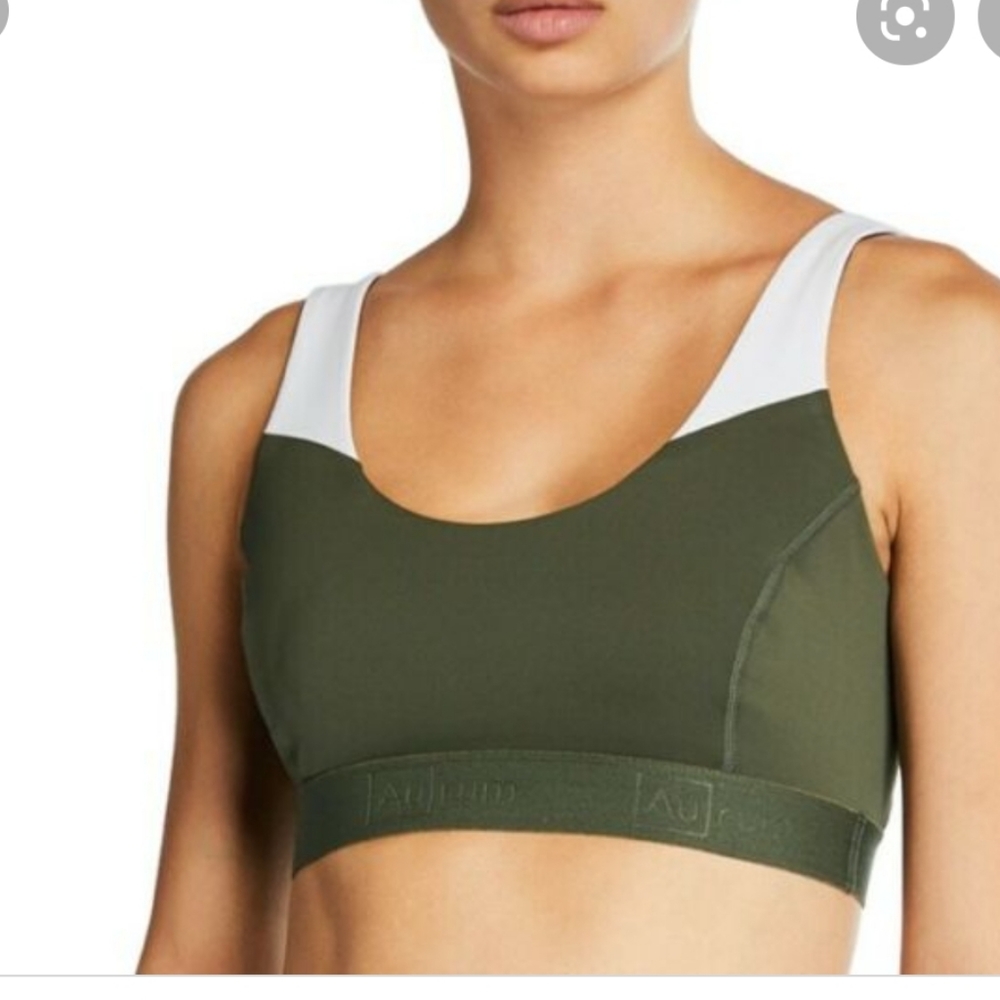 Aurum Believe sports bra size medium